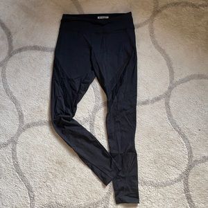 Forever 21 black leggings